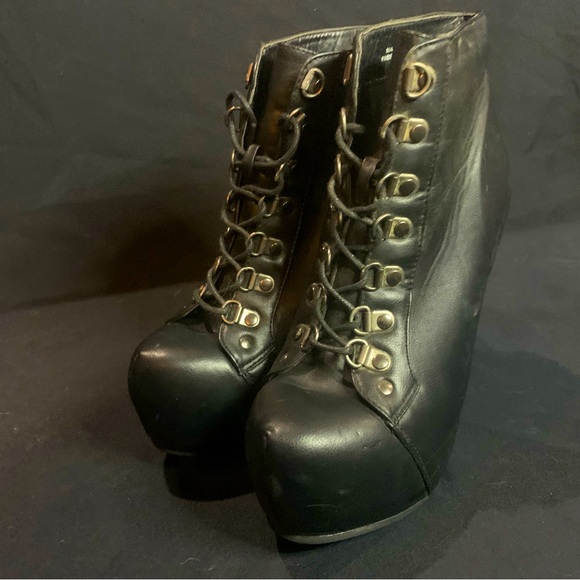 Ardene Heels - Picture 2 of 3